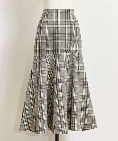 NOELA（ノエラ）の「フレアヘムハイウエストチェックスカート（スカート・レディース・ベージュ/グリーン/ボルドー・S/M）」の22枚目の写真