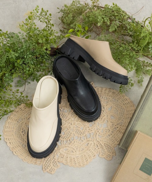 Fabby fabby（ファビィーファビィー）の「スリングバックミュールシューズ（スリッポン・レディース・ベージュ/オフホワイト/ブラック・LARGE/SMALL/MEDIUM）」の18枚目の写真