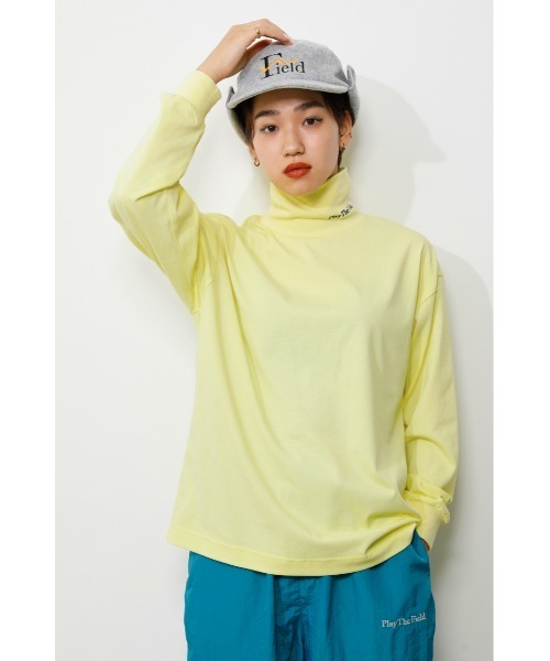 RODEO CROWNS WIDE BOWL(ロデオクラウンズワイドボウル)の「Field mocneck L/T(Tシャツ/カットソー・レディース・オフホワイト/ネイビー/ライトイエロー・FREE)」の1枚目の写真