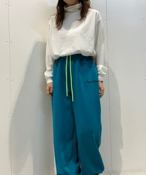 RODEO CROWNS WIDE BOWL(ロデオクラウンズワイドボウル)の「Field mocneck L/T(Tシャツ/カットソー・レディース・オフホワイト/ネイビー/ライトイエロー・FREE)」の21枚目の写真