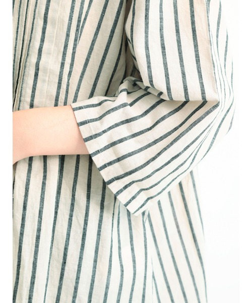 Samansa Mos2（サマンサ モスモス）の「コットンリネンシャツチュニック（シャツ/ブラウス・レディース・ベージュ/ブラウン/グリーン/チャコール・ﾌﾘ-）」の16枚目の写真