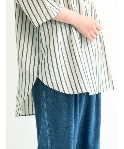 Samansa Mos2（サマンサ モスモス）の「コットンリネンシャツチュニック（シャツ/ブラウス・レディース・ベージュ/ブラウン/グリーン/チャコール・ﾌﾘ-）」の9枚目の写真