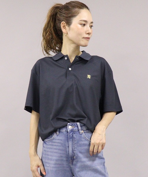 GIORDANO（ジョルダーノ）の「[GIORDANO] スモールライオン刺繍UVカットDRY鹿子ポロシャツ（ポロシャツ・レディース・ホワイト/ブラック/ダークグリーン/ライトピンク・MEDIUM/LARGE/X-LARGE）」の3枚目の写真