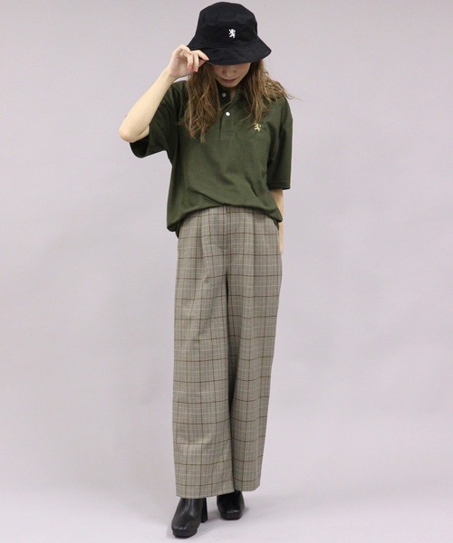 GIORDANO（ジョルダーノ）の「[GIORDANO] スモールライオン刺繍UVカットDRY鹿子ポロシャツ（ポロシャツ・レディース・ホワイト/ブラック/ダークグリーン/ライトピンク・MEDIUM/LARGE/X-LARGE）」の7枚目の写真