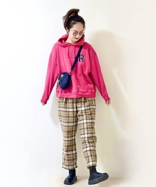 CUBE SUGAR（キューブシュガー）の「チェックタックパンツ（その他パンツ・レディース・ベージュ/グリーン/サックスブルー・M）」の5枚目の写真