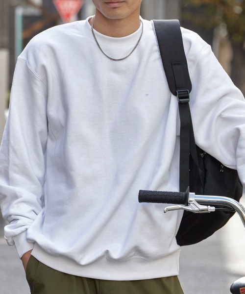 Champion(チャンピオン)の「Champion/チャンピオン PULLOVER プルオーバー クルーネック スウェット トレーナー 2026年春夏(スウェット・メンズ・ホワイト/ブラック/ベージュ/ネイビー/グレー/オリーブ/ダークグレー/シルバーグレー/マルーン/ロイヤルブルー/チャコール/グリーン・S/M/L/XL)」の2枚目の写真