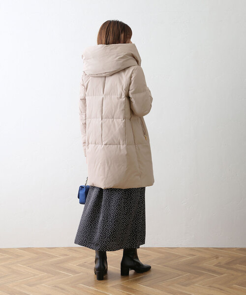 La TOTALITE（ラトータリテ）の「ショールカラーダウン（ダウン