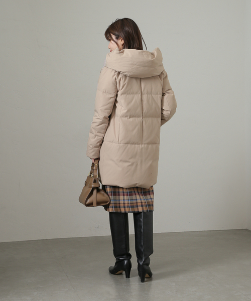 La TOTALITE（ラトータリテ）の「ショールカラーダウン（ダウン