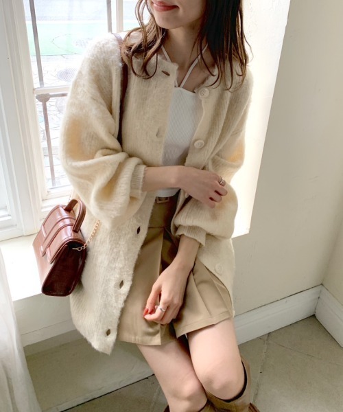 OLIVE des OLIVE（オリーブデオリーブ）の「ふわふわロングカーディガン（カーディガン/ボレロ・レディース・ベージュ/ラベンダー/ホワイト/ブルー・FREE）」の3枚目の写真