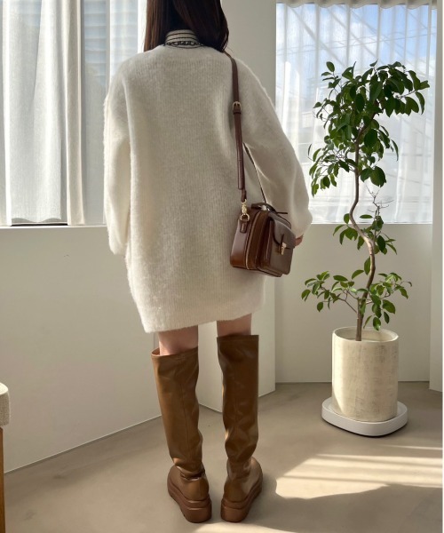 OLIVE des OLIVE（オリーブデオリーブ）の「ふわふわロングカーディガン（カーディガン/ボレロ・レディース・ベージュ/ラベンダー/ホワイト/ブルー・FREE）」の8枚目の写真