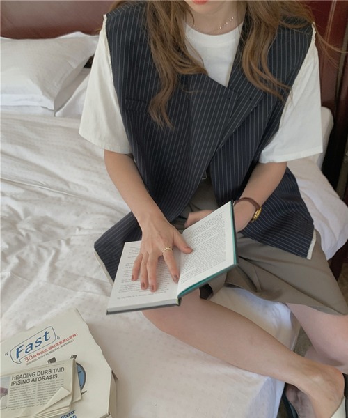 aimoha（アイモハ）の「デザイン縞模様　ジレ（ベスト・レディース・ネイビー・MEDIUM/SMALL）」の17枚目の写真