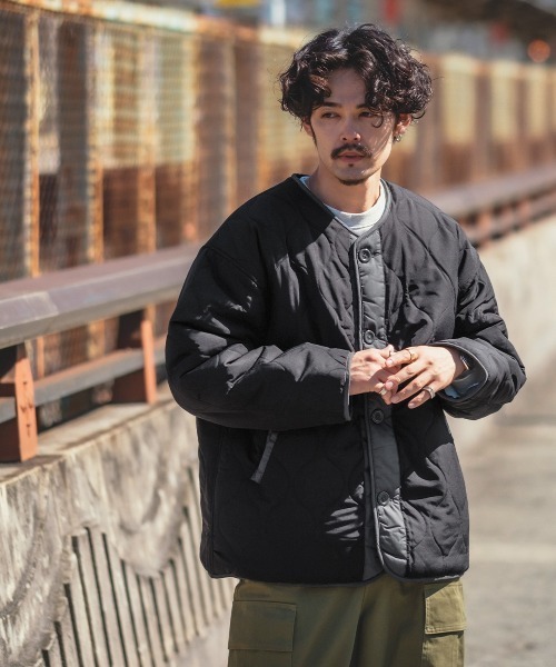 improves（インプローブス）の「デュスポ リバーシブル キルティングジャケット（ミリタリージャケット・メンズ・ブラック/ベージュ/カーキ・MEDIUM/LARGE/X-LARGE）」の7枚目の写真