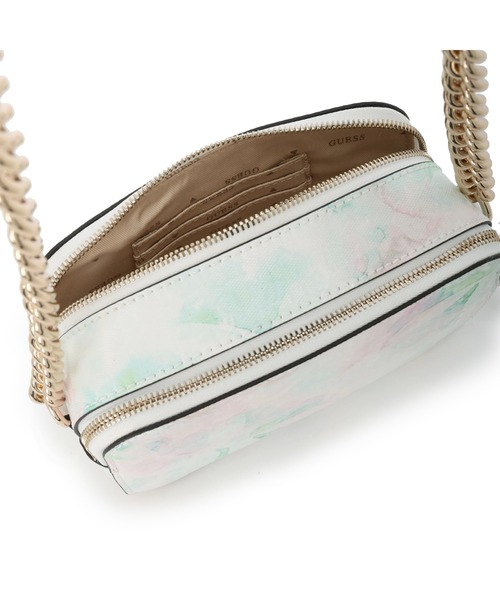 Guess（ゲス）の「NOELLE Crossbody Camera（ショルダーバッグ・レディース・その他・ONE SIZE）」の9枚目の写真