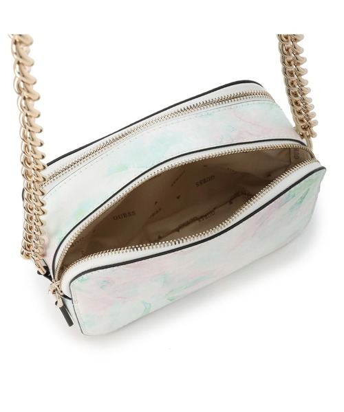 Guess（ゲス）の「NOELLE Crossbody Camera（ショルダーバッグ・レディース・その他・ONE SIZE）」の11枚目の写真