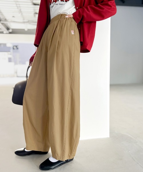 Java(ジャバ)の「《JaVa ジャバコラボ》絶妙なルーズ感。綿100%シャカシャカサーカスパンツ(その他パンツ・レディース・カーキ系/アイボリー/ベージュ/ブラック・SMALL/MEDIUM/LARGE/X-LARGE)」の3枚目の写真