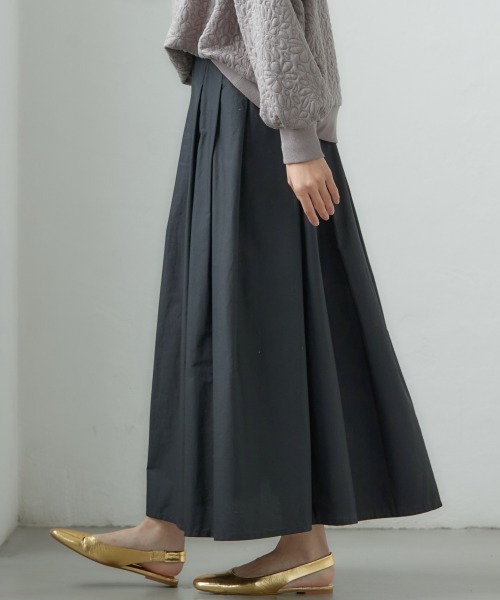 miclat（ミクラ）の「大きいサイズ　ハリ感ボリュームスカート　miclat（スカート・レディース・ベージュ系/ブラック・L/LL/3L/4L/5L）」の10枚目の写真