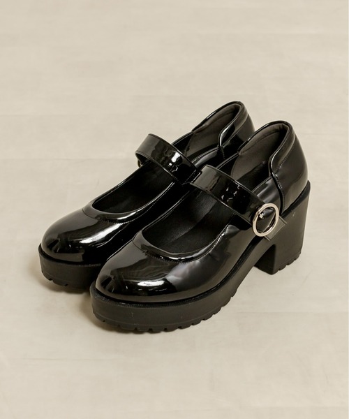 OLIVE des OLIVE（オリーブデオリーブ）の「タンク底ストラップシューズ（パンプス・レディース・アイボリー/ブラック・SMALL/MEDIUM/LARGE）」の7枚目の写真