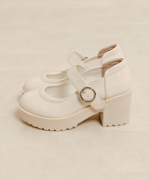 OLIVE des OLIVE（オリーブデオリーブ）の「タンク底ストラップシューズ（パンプス・レディース・アイボリー/ブラック・SMALL/MEDIUM/LARGE）」の14枚目の写真