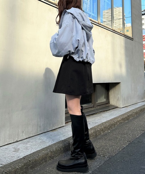 INGNI(イング)の「クロップド丈/マウンテンパーカー(マウンテンパーカー・レディース・アイボリー/ブラック/サックスブルー・M)」の16枚目の写真