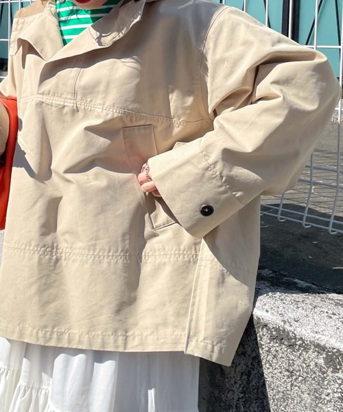 archives（アルシーヴ）の「【Limited item】ANORAK HOODIE（マウンテンパーカー・レディース・ベージュ/ネイビー・MEDIUM）」の4枚目の写真