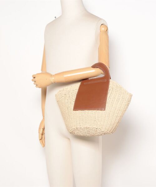 florist（フローリスト）の「ハンドルレザーカゴバッグ/トートバッグ（かごバッグ・レディース・ライトブラウン/オフホワイト・FREE）」の19枚目の写真