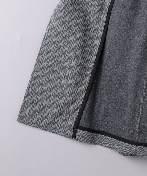 T-JACKET(ティージャケット)の「<T-JACKET> ヘリンボーン ピークドラペル 4ボタン ジャケット(テーラードジャケット・メンズ・グレー・M)」の6枚目の写真