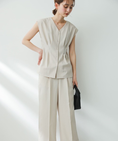 SENSE OF PLACE by URBAN RESEARCH（センスオブプレイスバイアーバンリサーチ）の「リネンライクタックワイドパンツ（スラックス・レディース・アイボリー/チャコールグレー/バーガンディー・MEDIUM/SMALL）」の9枚目の写真