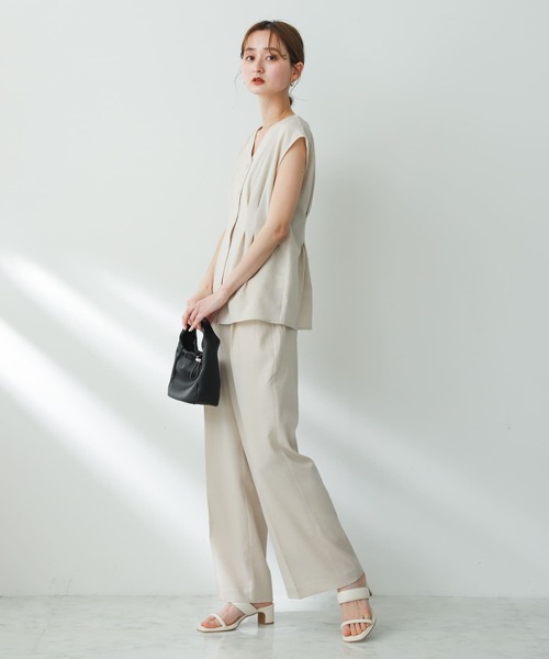 SENSE OF PLACE by URBAN RESEARCH（センスオブプレイスバイアーバンリサーチ）の「リネンライクタックワイドパンツ（スラックス・レディース・アイボリー/チャコールグレー/バーガンディー・MEDIUM/SMALL）」の11枚目の写真