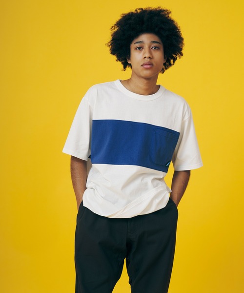 KAVU(カブー)の「KAVU/カブー Panel Tee/パネルティー(Tシャツ/カットソー・メンズ・ホワイト系その他/ホワイト×ネイビー/ホワイト×ブラック/ホワイト/ネイビー/ベージュ/ブラック・MEDIUM/LARGE)」の1枚目の写真