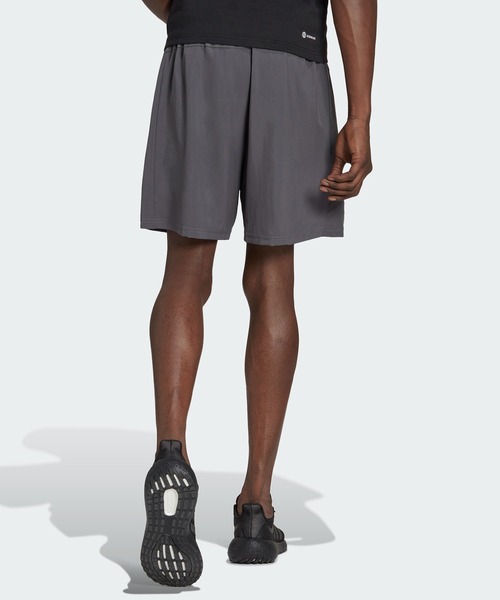 【ADIDAS】トレインエッセンシャルウーブントレーニングショーツ トレイン エッセンシャルズ ウーブントレーニングショーツ