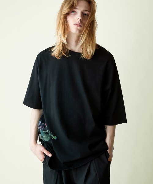 rehacer（レアセル）の「rehacer  : Botanical Supper  on Wide Body / ボタニカル サパー オン ワイド ボディー（Tシャツ/カットソー・メンズ・ホワイト/ブラック/グリーン/グレー/ベージュ・LARGE/SMALL/X-LARGE/MEDIUM）」の19枚目の写真