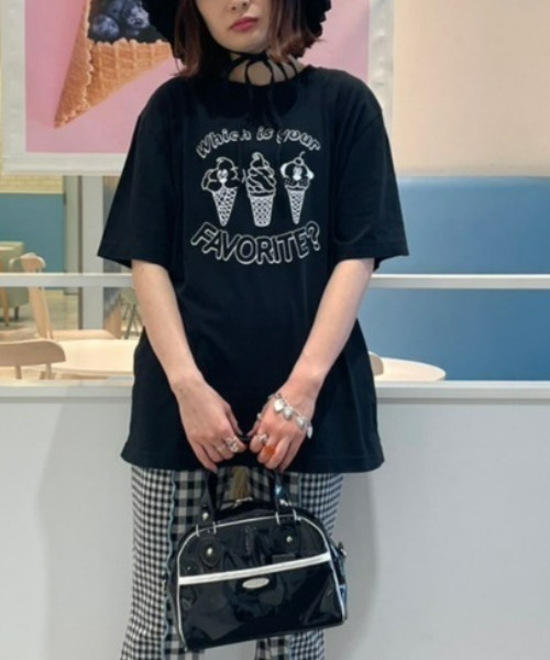 Candy Stripper（キャンディストリッパー）の「MY FAVORITE Tシャツ（Tシャツ/カットソー・レディース・レッド/ライトブルー/ブラック/オフホワイト・2/3/4）」の3枚目の写真