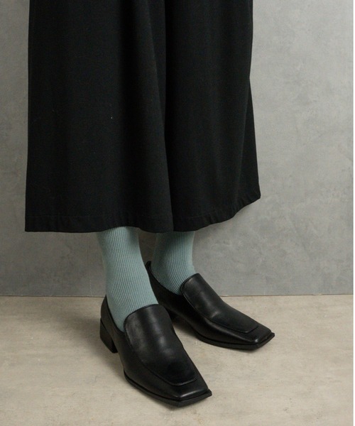 Fabby fabby（ファビィーファビィー）の「スクエアプレーンローファー（ローファー・レディース・ブラック/ベージュ/オフホワイト/ゴールド/シルバー・MEDIUM/LARGE/SMALL）」の17枚目の写真