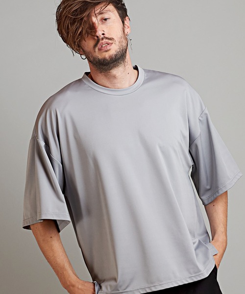 NO ID.(ノーアイディ)の「【NO ID.】Drop Shoulder Drape Big T-Shirt / ドロップ ショルダー ドレープ ビッグ Tシャツ(Tシャツ/カットソー・メンズ・ワイン/ブラック/ライトブルー/ライトグレー/ダークグレー/ブルー/ベージュ/イエロー/ホワイト/グリーン・ONE SIZE)」の4枚目の写真