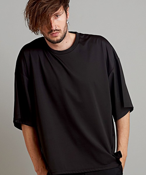 NO ID.(ノーアイディ)の「【NO ID.】Drop Shoulder Drape Big T-Shirt / ドロップ ショルダー ドレープ ビッグ Tシャツ(Tシャツ/カットソー・メンズ・ワイン/ブラック/ライトブルー/ライトグレー/ダークグレー/ブルー/ベージュ/イエロー/ホワイト/グリーン・ONE SIZE)」の3枚目の写真