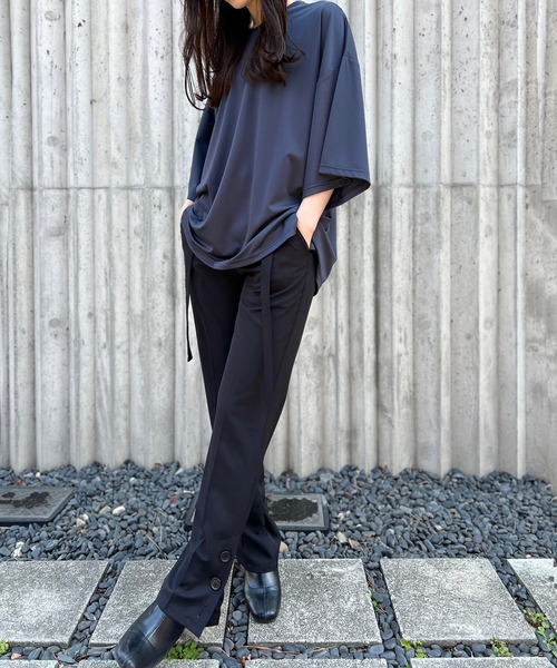 NO ID.(ノーアイディ)の「【NO ID.】Drop Shoulder Drape Big T-Shirt / ドロップ ショルダー ドレープ ビッグ Tシャツ(Tシャツ/カットソー・メンズ・ワイン/ブラック/ライトブルー/ライトグレー/ダークグレー/ブルー/ベージュ/イエロー/ホワイト/グリーン・ONE SIZE)」の21枚目の写真