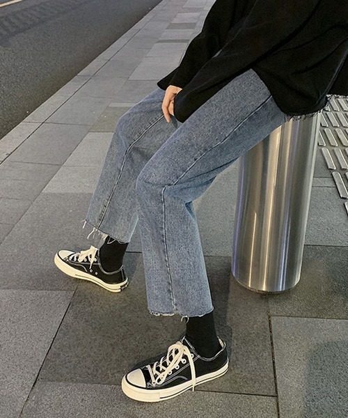 BASQUE magenta(バスクマゼンタ)の「カットオフルーズストレートデニムパンツ(デニムパンツ・メンズ・ブラック/ブルー・XL/M/L)」の13枚目の写真