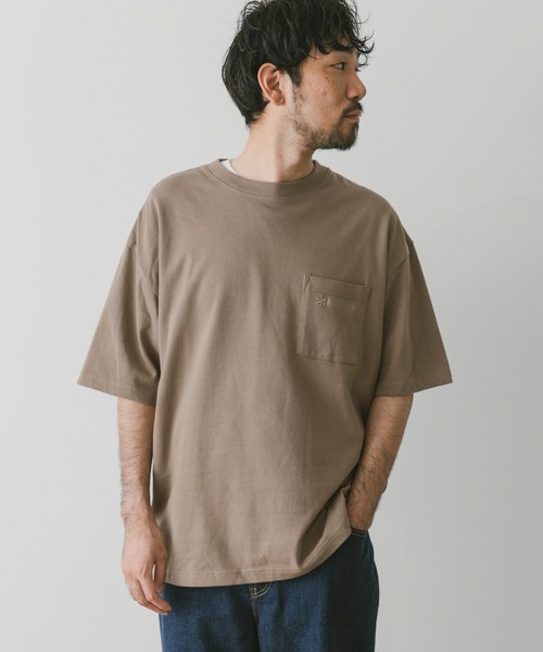 Snow Peak(スノーピーク)の「『別注』snow peak apparel×DOORS 20th PocketLogoTee(Tシャツ/カットソー・メンズ・ベージュ/グレー/ホワイト/ブラック・MEDIUM/LARGE)」の14枚目の写真