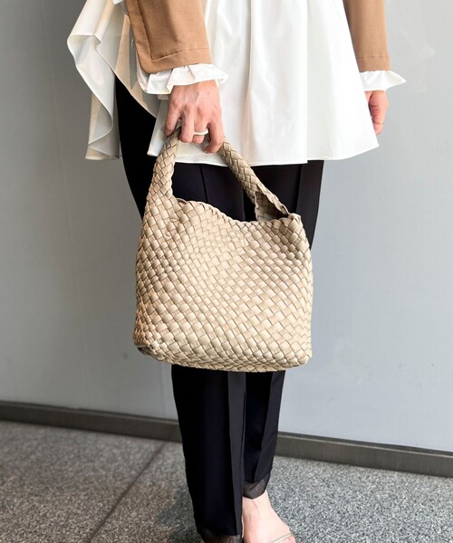 NOLLEY’S（ノーリーズ）の「メッシュワンハンドルバッグ（ショルダーバッグ・レディース・ラベンダー/ブラック/オフホワイト/ベージュ・FREE）」の16枚目の写真