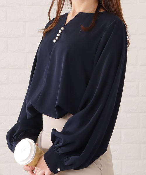 Lace Ladies（レースレディース）の「パールボタンキーネック長袖ブラウス（シャツ/ブラウス・レディース・ネイビー/ブラック/ベージュ/ホワイト・FREE/S）」の9枚目の写真