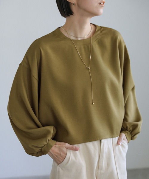 select MOCA（セレクトモカ）の「2wayボリュームショートトップス（シャツ/ブラウス・レディース・ブラック/グレイッシュベージュ/カーキオリーブ・FREE）」の3枚目の写真