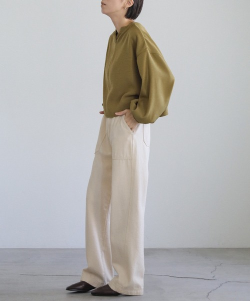 select MOCA（セレクトモカ）の「2wayボリュームショートトップス（シャツ/ブラウス・レディース・ブラック/グレイッシュベージュ/カーキオリーブ・FREE）」の21枚目の写真