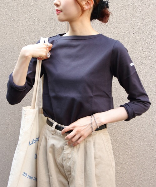 ORCIVAL（オーシバル）の「ORCIVAL/オーシバル　ロングスリーブ　40/2 JERSEY LONGSLEEVE C0137 BFJ（Tシャツ/カットソー・レディース・ブラック/ナチュラル/ホワイト/ワインレッド/ネイビー/ラベンダー/オリーブ/オートミール/チャコール/ベージュ・1/2）」の21枚目の写真