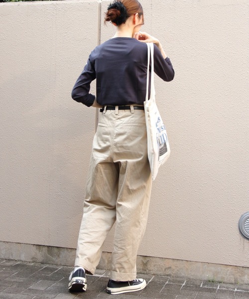 ORCIVAL（オーシバル）の「ORCIVAL/オーシバル　ロングスリーブ　40/2 JERSEY LONGSLEEVE C0137 BFJ（Tシャツ/カットソー・レディース・ブラック/ナチュラル/ホワイト/ワインレッド/ネイビー/ラベンダー/オリーブ/オートミール/チャコール/ベージュ・1/2）」の15枚目の写真