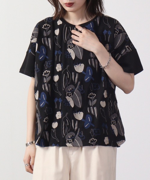 Eiko Kondo ドルマン半袖チュニック 黒 赤刺繍 Eiko Kondo ドルマン半袖チュニック 黒 赤刺繍 - メルカリ