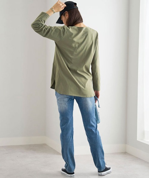 BELLUNA（ベルーナ）の「綿１００％ロゴプリントプルオーバー（Tシャツ/カットソー・レディース・オフホワイト/チャコール/ワイン/カーキ・X-LARGE/LARGE/MEDIUM）」の18枚目の写真