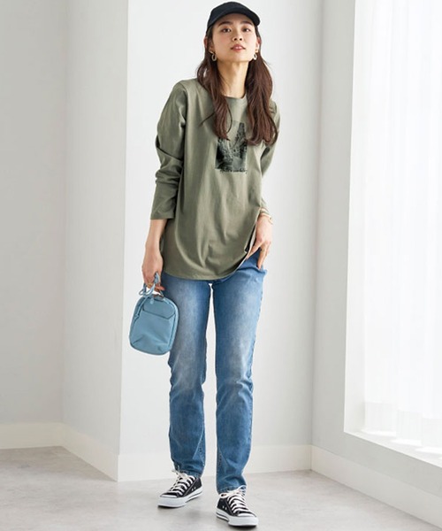 BELLUNA（ベルーナ）の「綿１００％ロゴプリントプルオーバー（Tシャツ/カットソー・レディース・オフホワイト/チャコール/ワイン/カーキ・X-LARGE/LARGE/MEDIUM）」の14枚目の写真