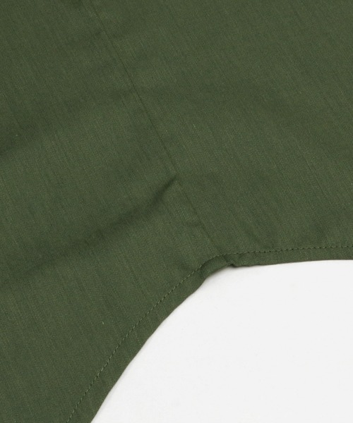 TOKYO SHIRTS(トウキョウシャツ)の「形態安定ノーアイロン スタンドカラー 長袖ストレートベーシックシャツ(シャツ/ブラウス・レディース・ネイビー/カーキオリーブ・M/LL/L)」の5枚目の写真