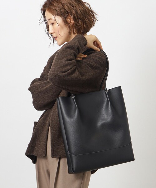 grove(グローブ)の「◆【A4サイズ】1枚革風タック切り替えトート(トートバッグ・レディース・ブラック/ブラウン系その他/ピンク系その他/ライトグレー・00)」の11枚目の写真