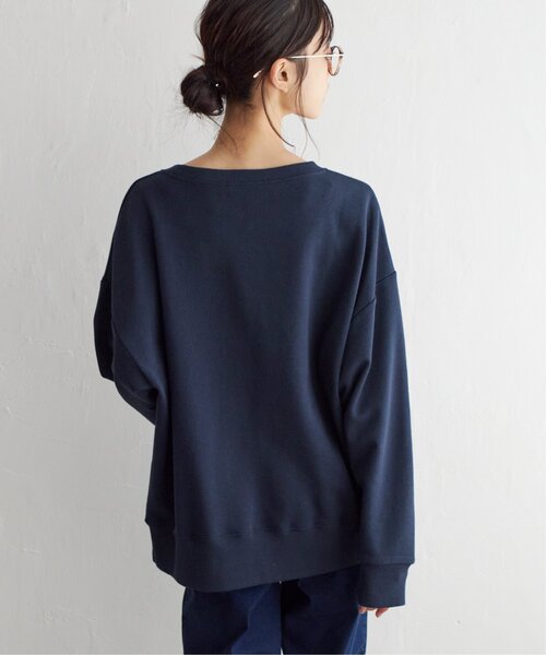 LBC(エルビーシー)の「フロッキーロゴ裏毛プルオーバー(スウェット・レディース・ベージュ/チャコールグレー/ネイビー/グリーン・L/M)」の22枚目の写真